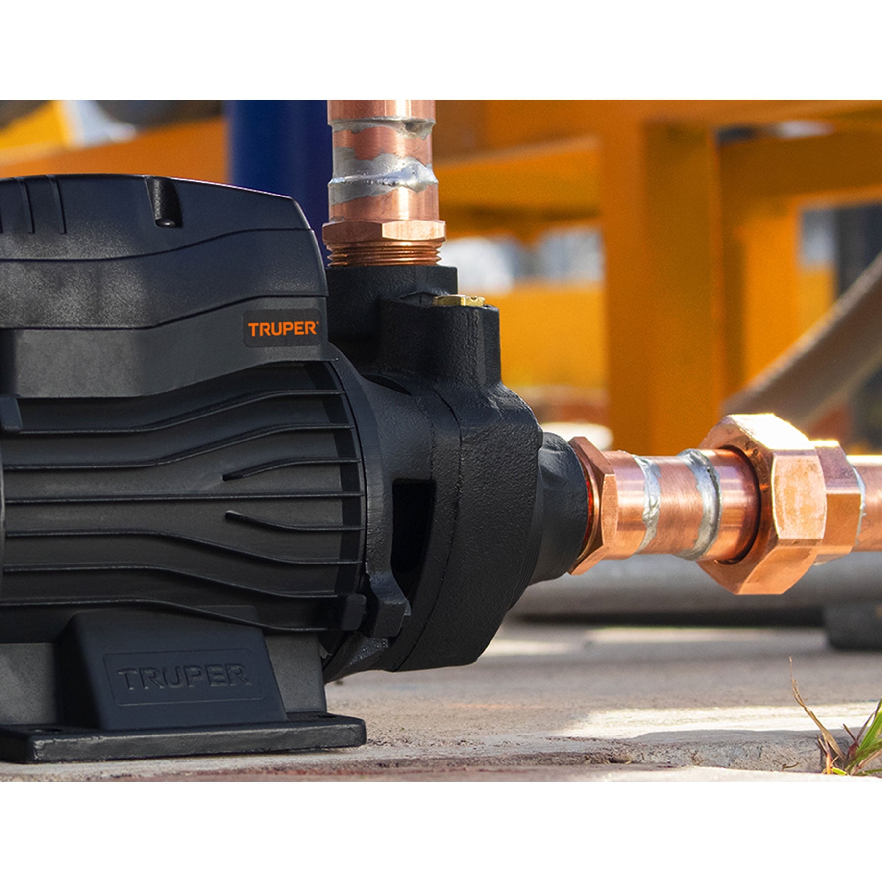 Truper BOAP-1/2A2, Bomba Eléctrica Periférica para Agua 1/2 Hp uso agrícola - Carzamo.com